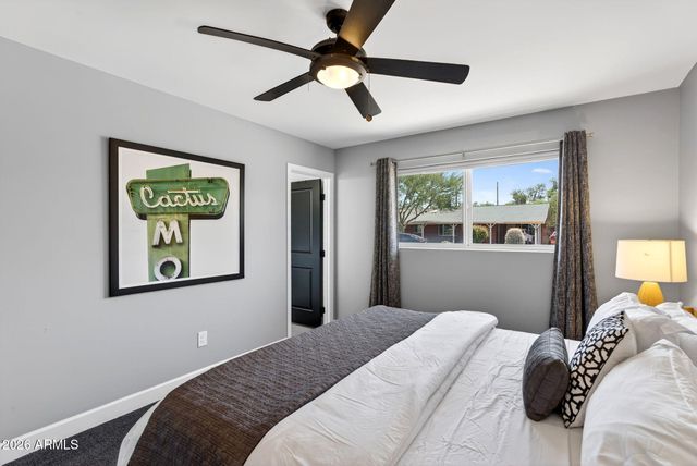 7302 E VERNON Avenue, Scottsdale, AZ 85257