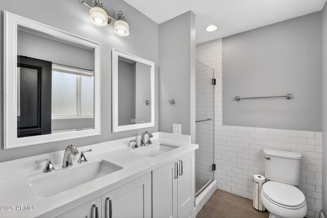 7302 E VERNON Avenue, Scottsdale, AZ 85257