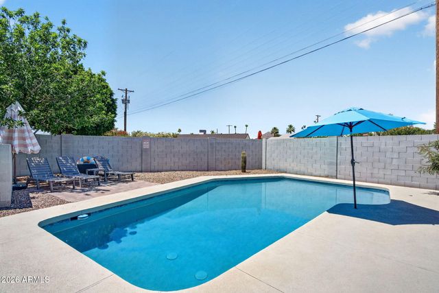 7302 E VERNON Avenue, Scottsdale, AZ 85257