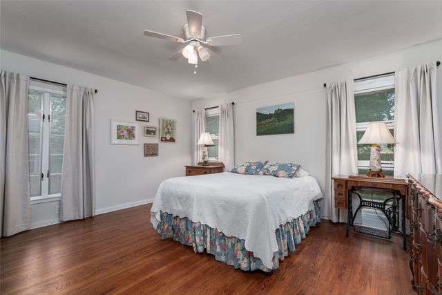 126 Varsity Circle, Arlington, TX 76013