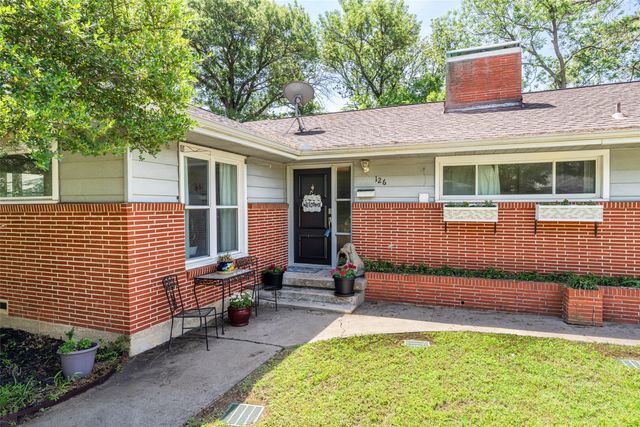 126 Varsity Circle, Arlington, TX 76013