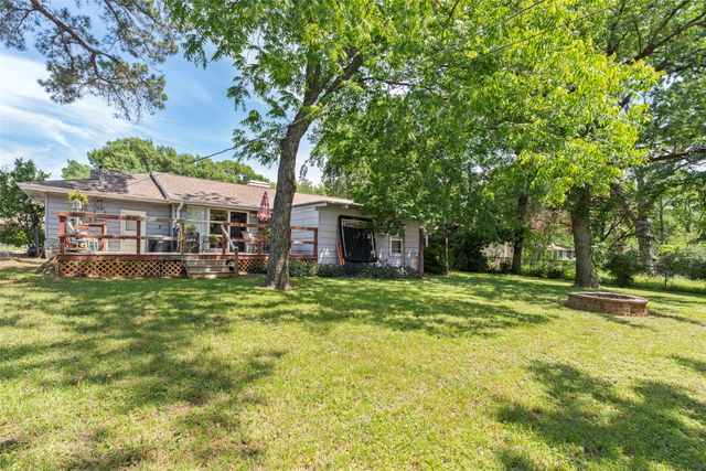 126 Varsity Circle, Arlington, TX 76013