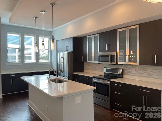 338 Helix Way, Charlotte, NC 28203