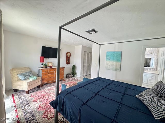 1249 Fruitland AVE, Marco Island, FL 34145