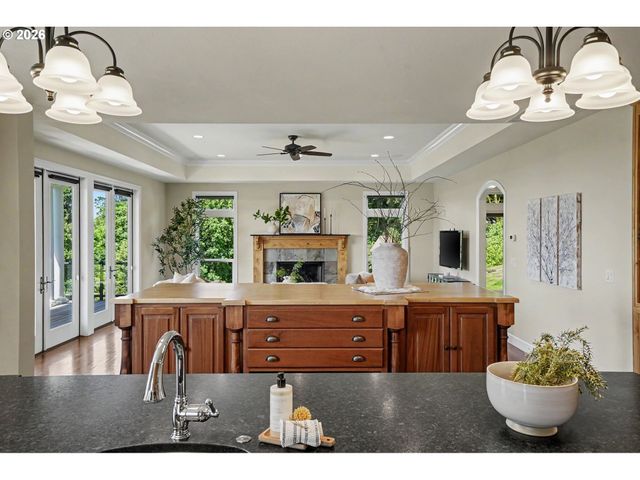 2725 KALOKEN Ct S, Salem, OR 97306