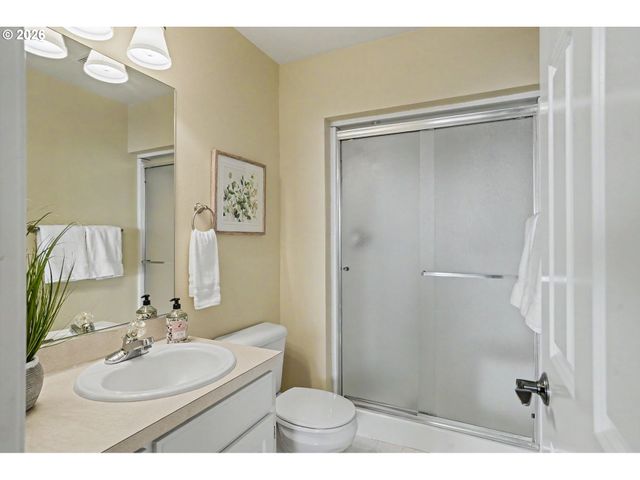 2725 KALOKEN Ct S, Salem, OR 97306