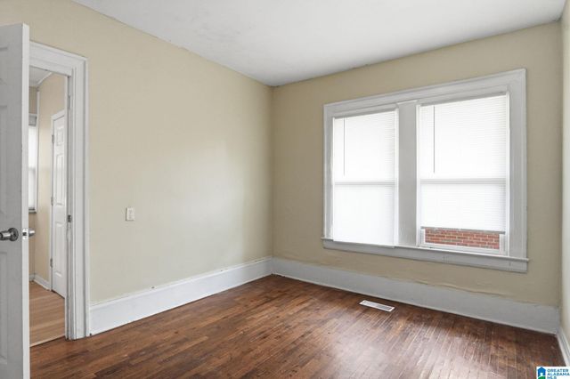 1524 WARRIOR ROAD, Birmingham, AL 35218