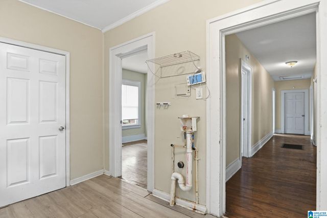 1524 WARRIOR ROAD, Birmingham, AL 35218