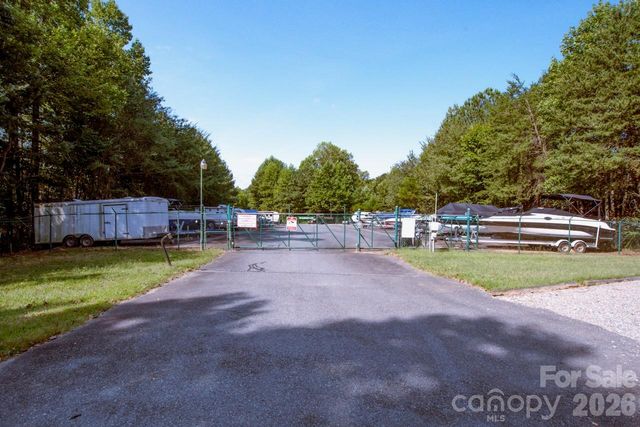 111 Comata Road, Mooresville, NC 28117