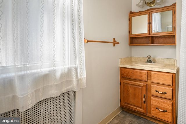 1760 TEMPLE AVE, Lancaster, PA 17603