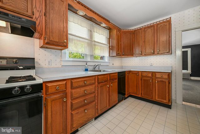 1760 TEMPLE AVE, Lancaster, PA 17603