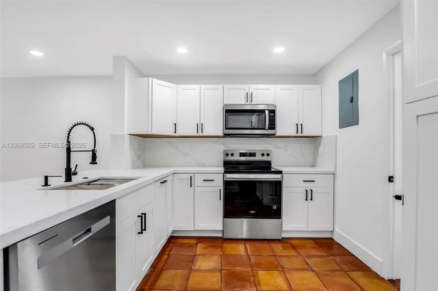 850 SW 12th Court 850, Fort Lauderdale, FL 33315