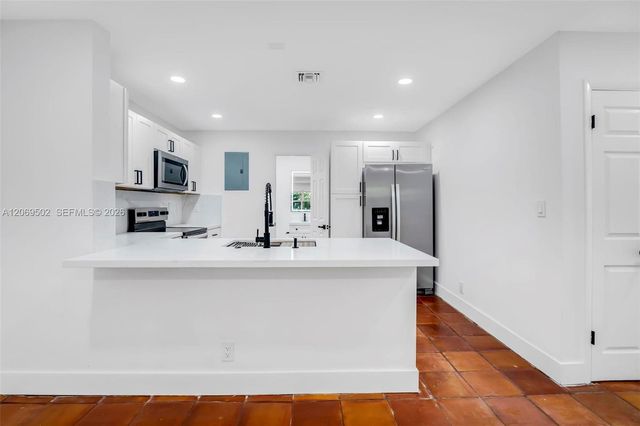 850 SW 12th Court 850, Fort Lauderdale, FL 33315