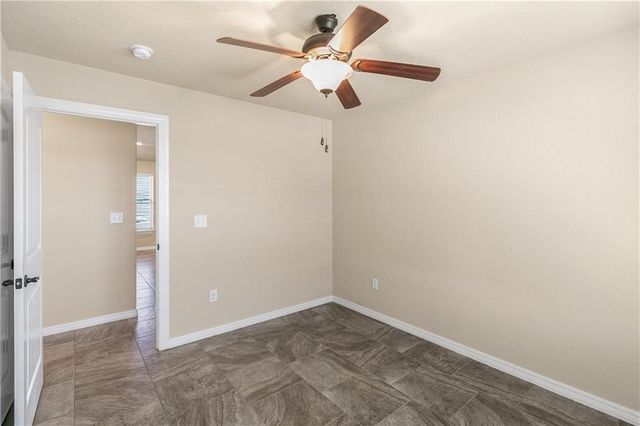 4602 W Croft Drive, Fayetteville, AR 72704