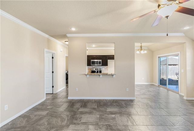 4602 W Croft Drive, Fayetteville, AR 72704