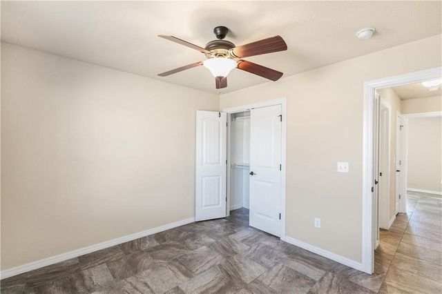 4602 W Croft Drive, Fayetteville, AR 72704