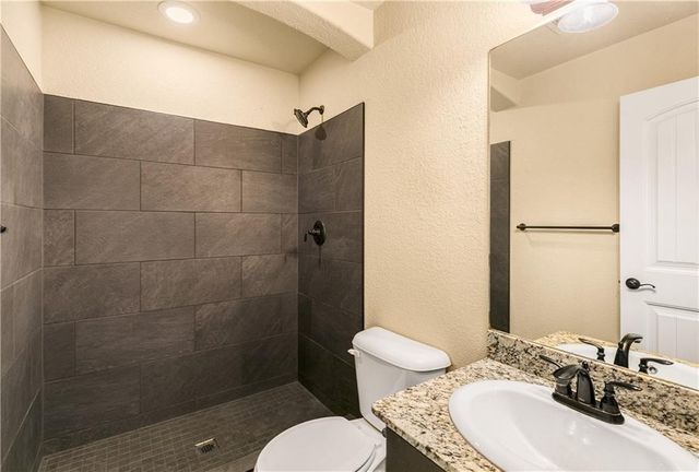 4602 W Croft Drive, Fayetteville, AR 72704