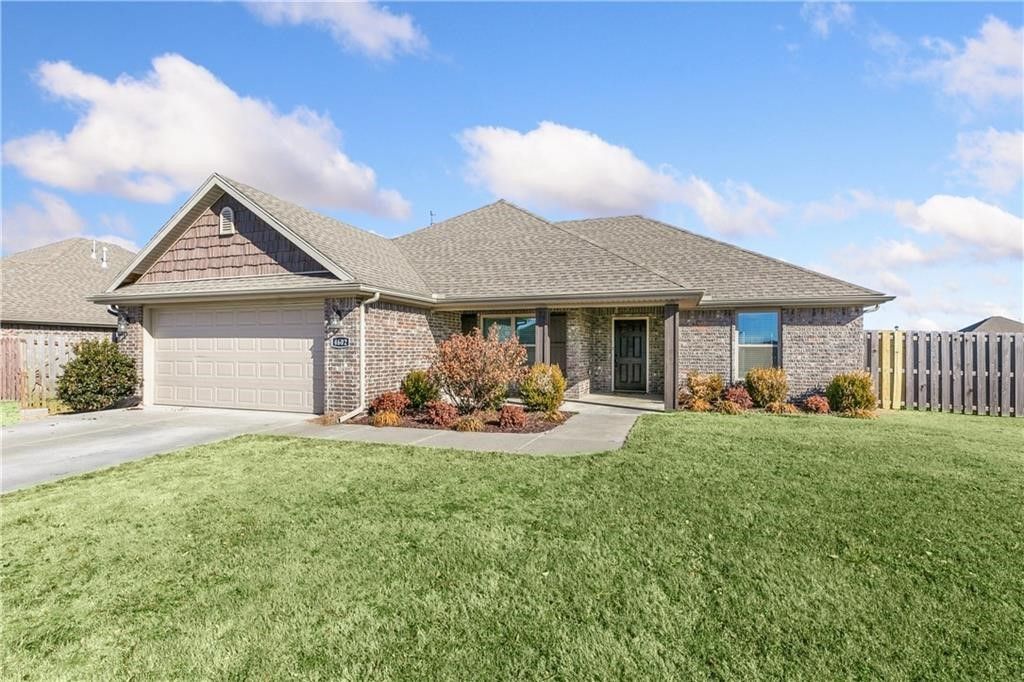 4602 W Croft Drive, Fayetteville, AR 72704