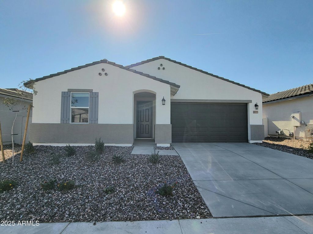 8513 W Saratoga Way, Florence, AZ 85132