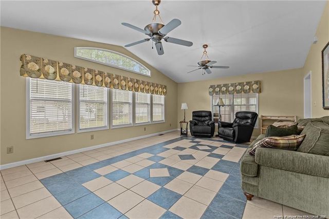 1952 Graham Road, Fayetteville, NC 28304
