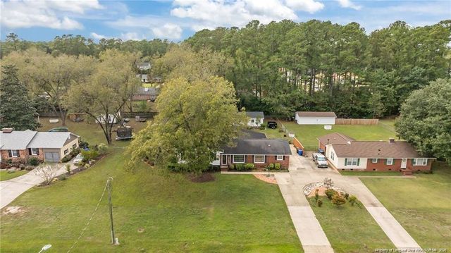 1952 Graham Road, Fayetteville, NC 28304