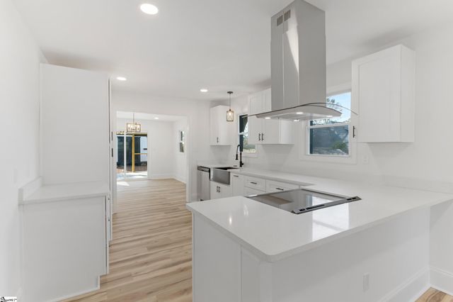 7 Hendricks Street, Greenville, SC 29607