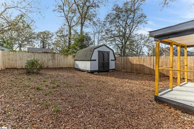 7 Hendricks Street, Greenville, SC 29607