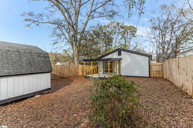 7 Hendricks Street, Greenville, SC 29607