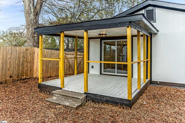 7 Hendricks Street, Greenville, SC 29607