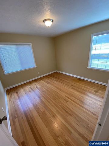 2855 Brooks Av NE, Salem, OR 97301