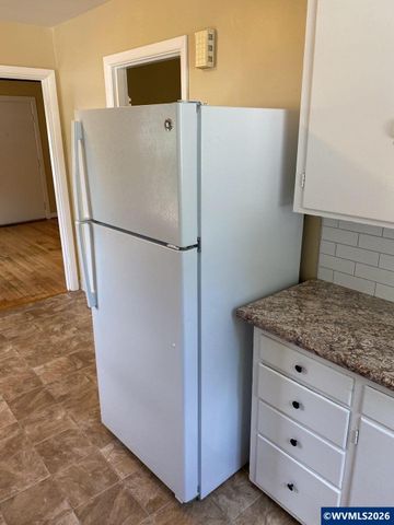 2855 Brooks Av NE, Salem, OR 97301