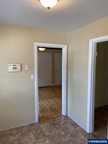 2855 Brooks Av NE, Salem, OR 97301