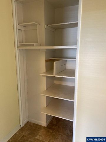 2855 Brooks Av NE, Salem, OR 97301