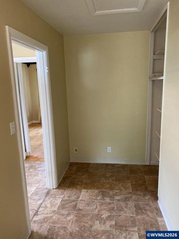 2855 Brooks Av NE, Salem, OR 97301