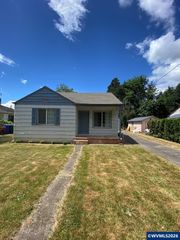2855 Brooks Av NE, Salem, OR 97301