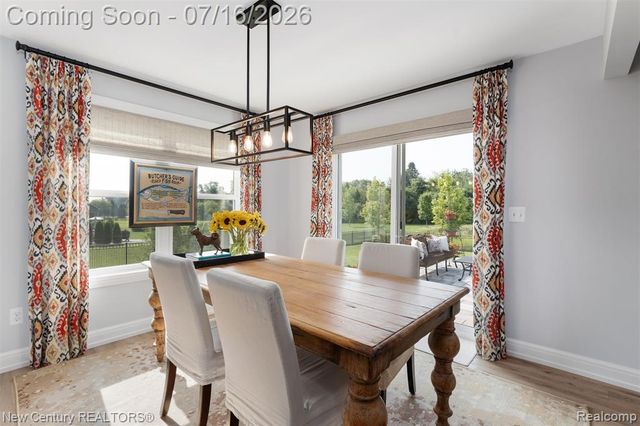 671 Braxwood Place, Milford, MI 48381