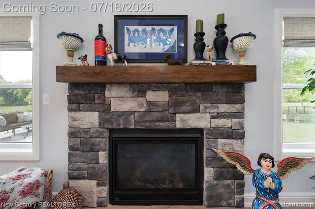 671 Braxwood Place, Milford, MI 48381