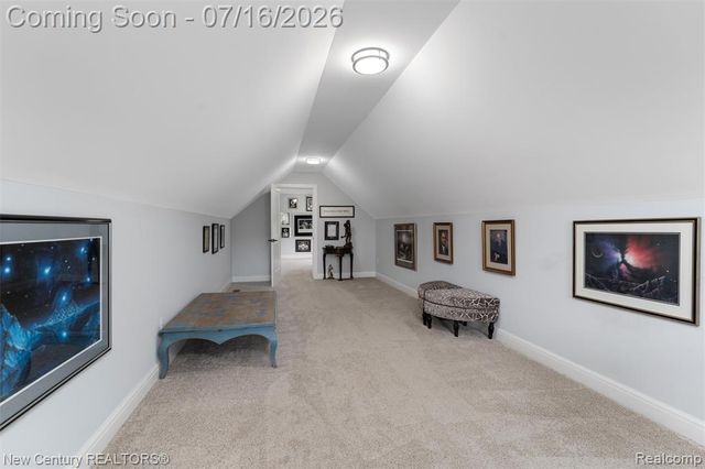 671 Braxwood Place, Milford, MI 48381