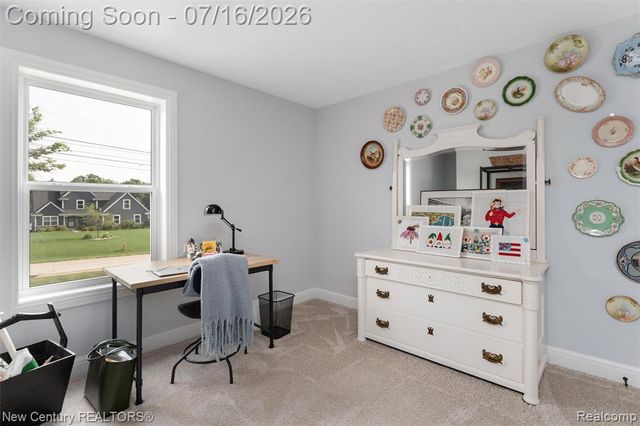 671 Braxwood Place, Milford, MI 48381
