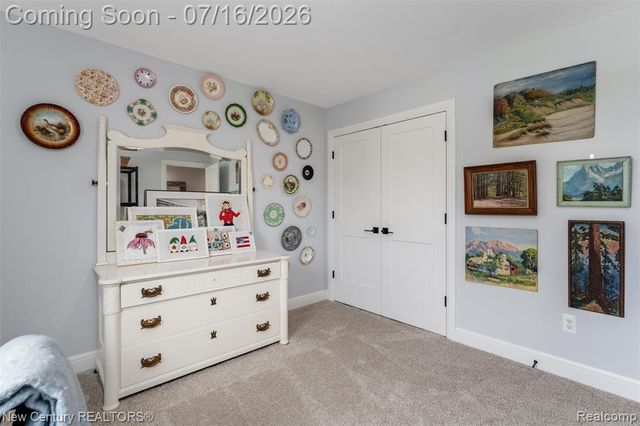 671 Braxwood Place, Milford, MI 48381