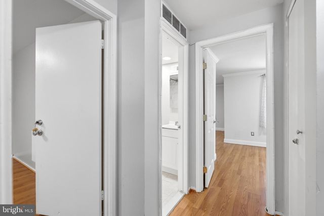 19538 BURLINGAME, Montgomery Village, MD 20886