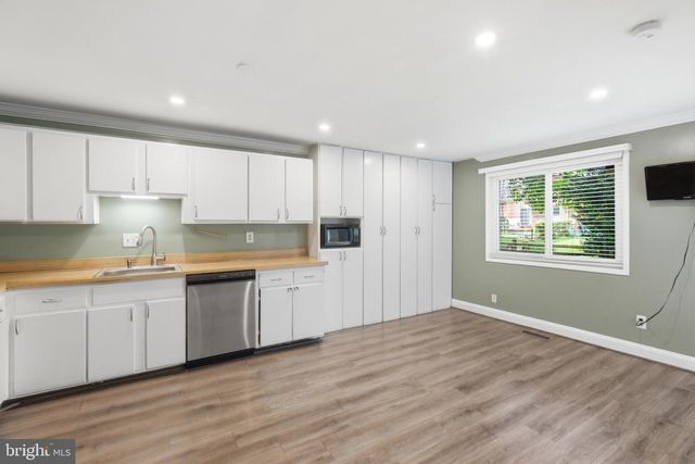 19538 BURLINGAME, Montgomery Village, MD 20886