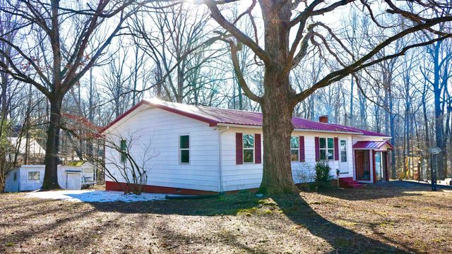 120 RHODES LN, Middleton, TN 38052