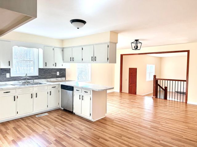 120 RHODES LN, Middleton, TN 38052