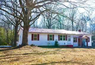 120 RHODES LN, Middleton, TN 38052