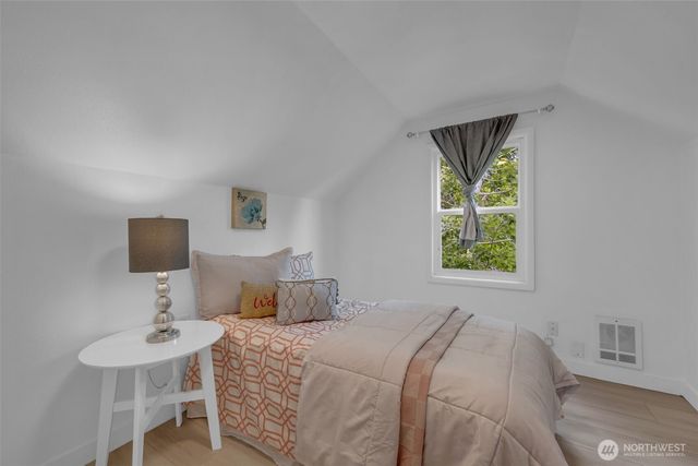 6904 S 124th Street, Seattle, WA 98178