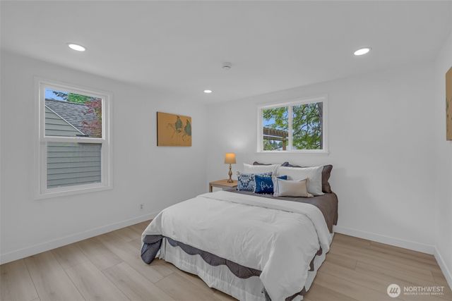 6904 S 124th Street, Seattle, WA 98178
