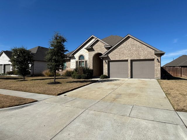 3432 Cornerstone Lane, Grand Prairie, TX 76065
