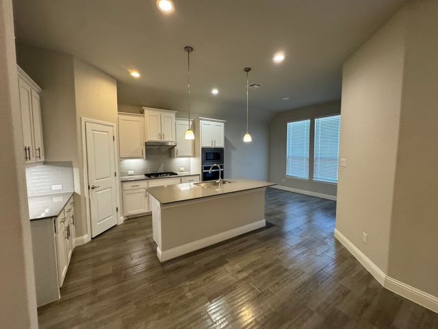 3432 Cornerstone Lane, Grand Prairie, TX 76065