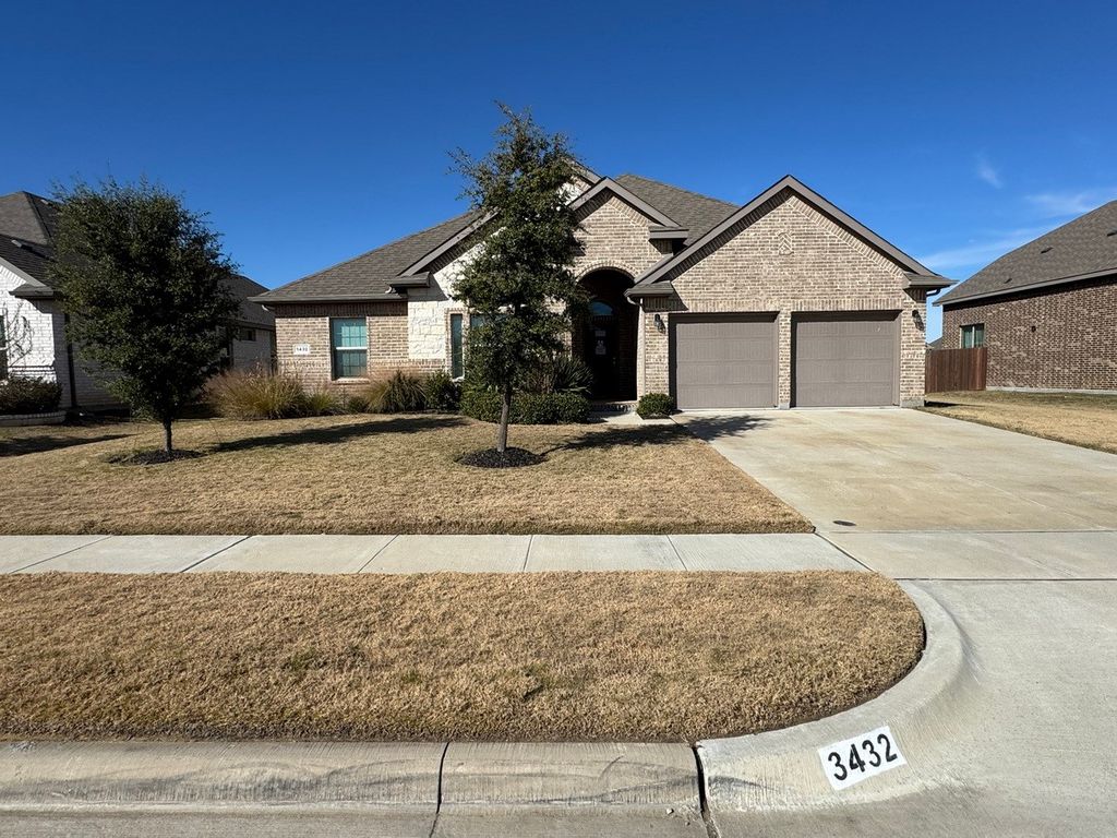 3432 Cornerstone Lane, Grand Prairie, TX 76065